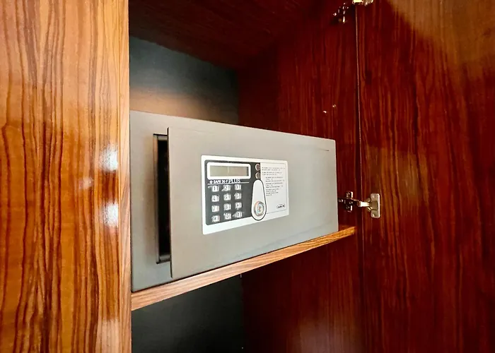 Royal Studio Apartment With A Perfect View - Yamaluxe