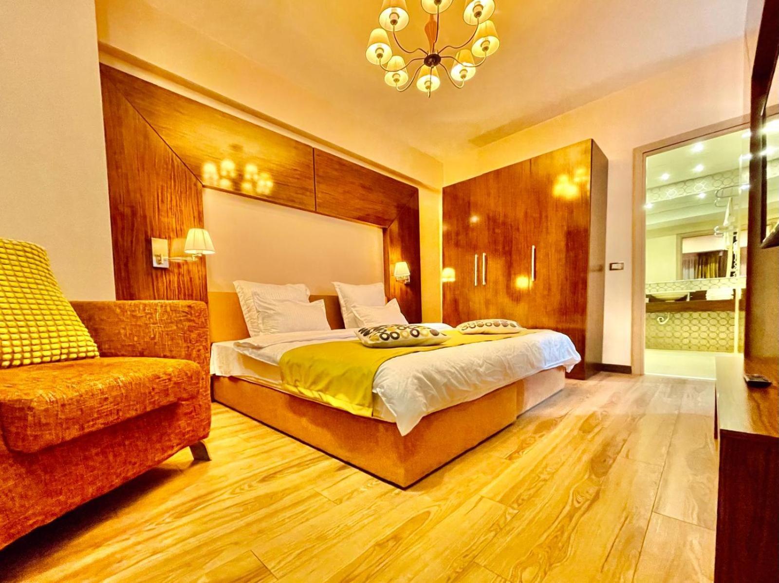 Appartamento Royal With A Perfect View - Yamaluxe Bucarest